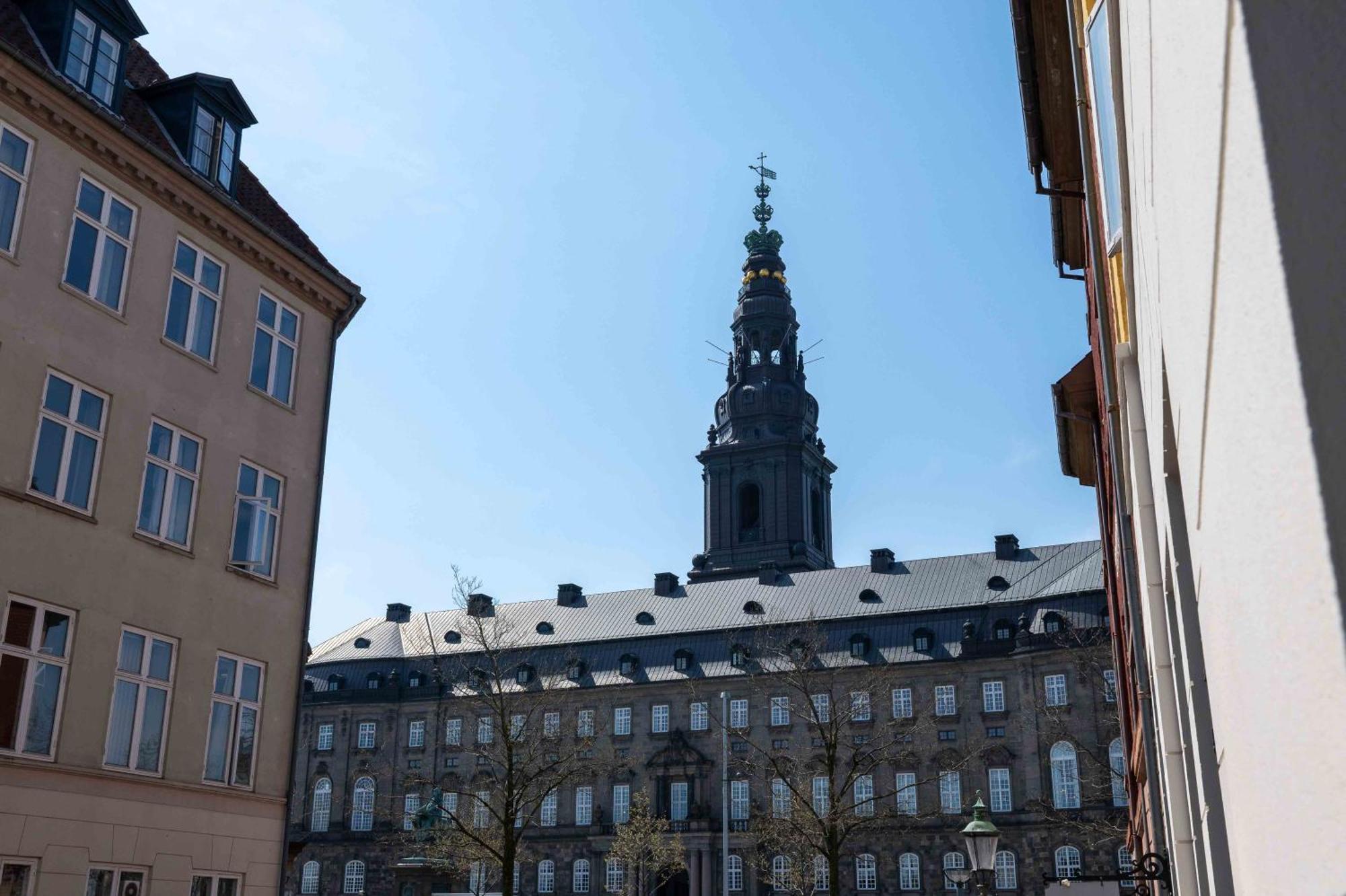 Large Apartment With Canal View In Central Cph City Kopenhag Dış mekan fotoğraf